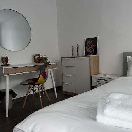 Xox Comfort Obregia Bukarest Exterior foto