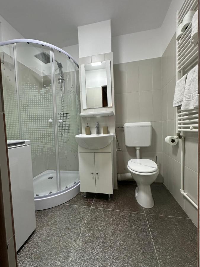 Xox Comfort Obregia Bukarest Exterior foto